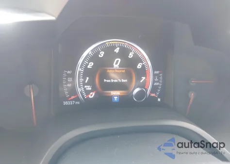 2019 Chevrolet Corvette Stingray z USA, uszkodzony, nr VIN 1G1YB2D7XK5107037